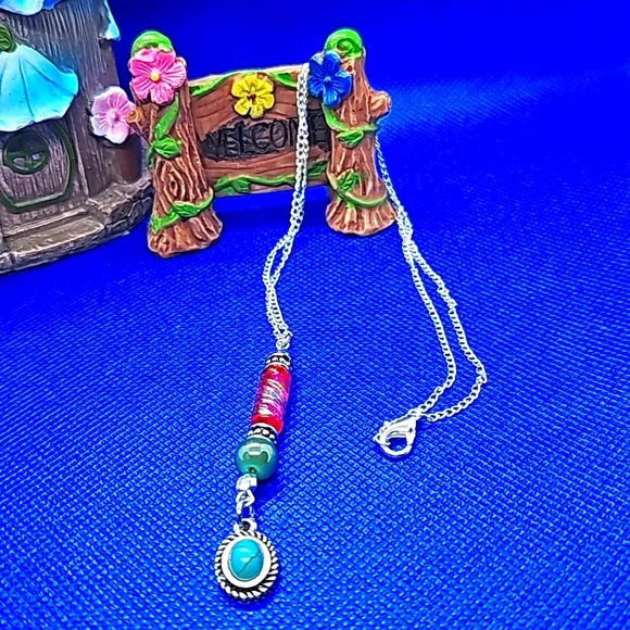 Dangle Necklace - Picture 2 of 2